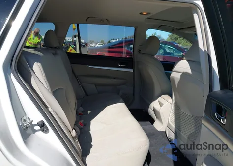 2010 Subaru Outback 2.5I Premium from USA, damaged, VIN 4S4BRBGC3A3376651